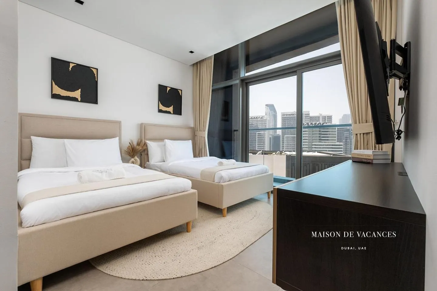 Luxurious 2Br W Waterfront And Burj Khalifa View Apartment Dubai